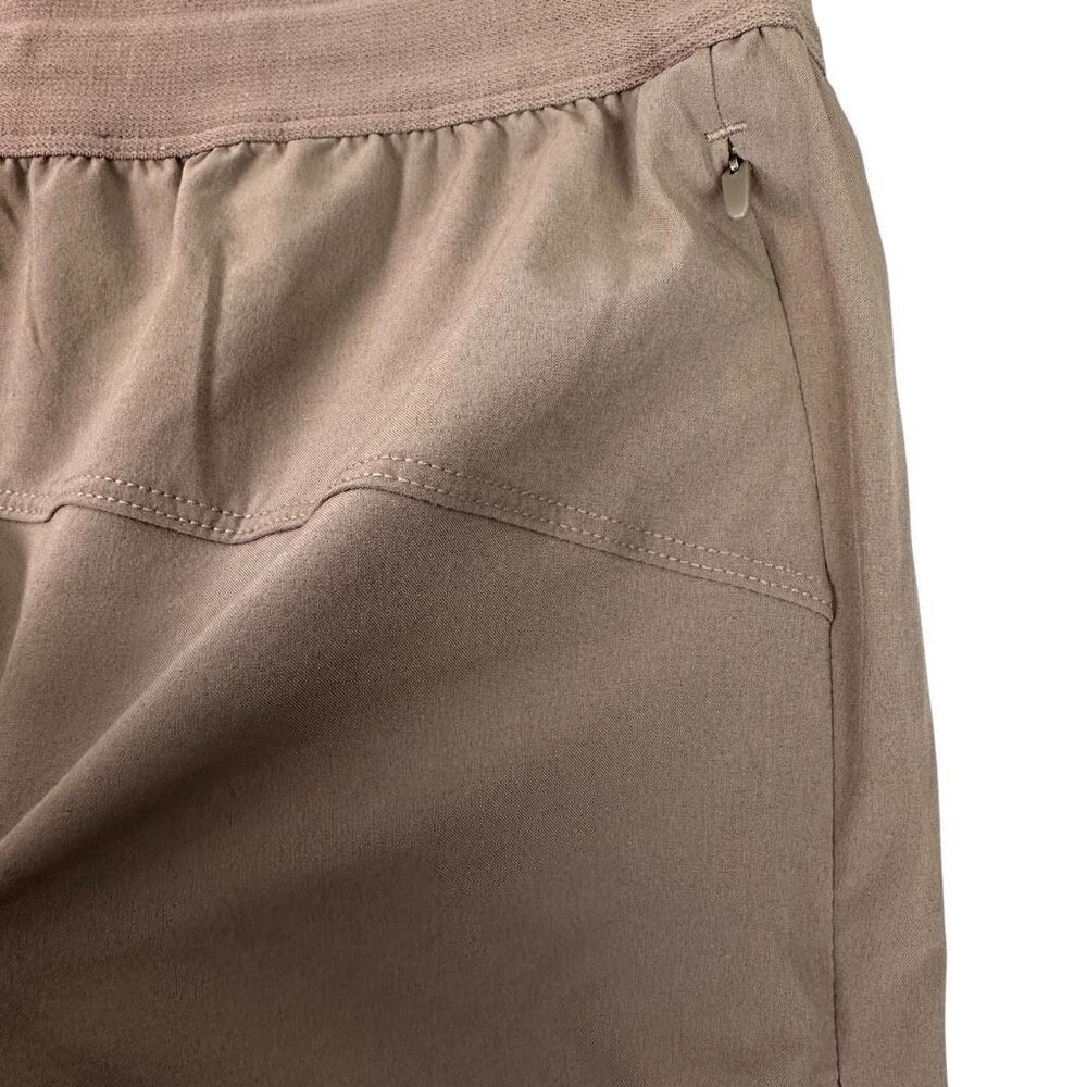 All in Motion Women's XL Tan Shorts - Picture 5 of 9